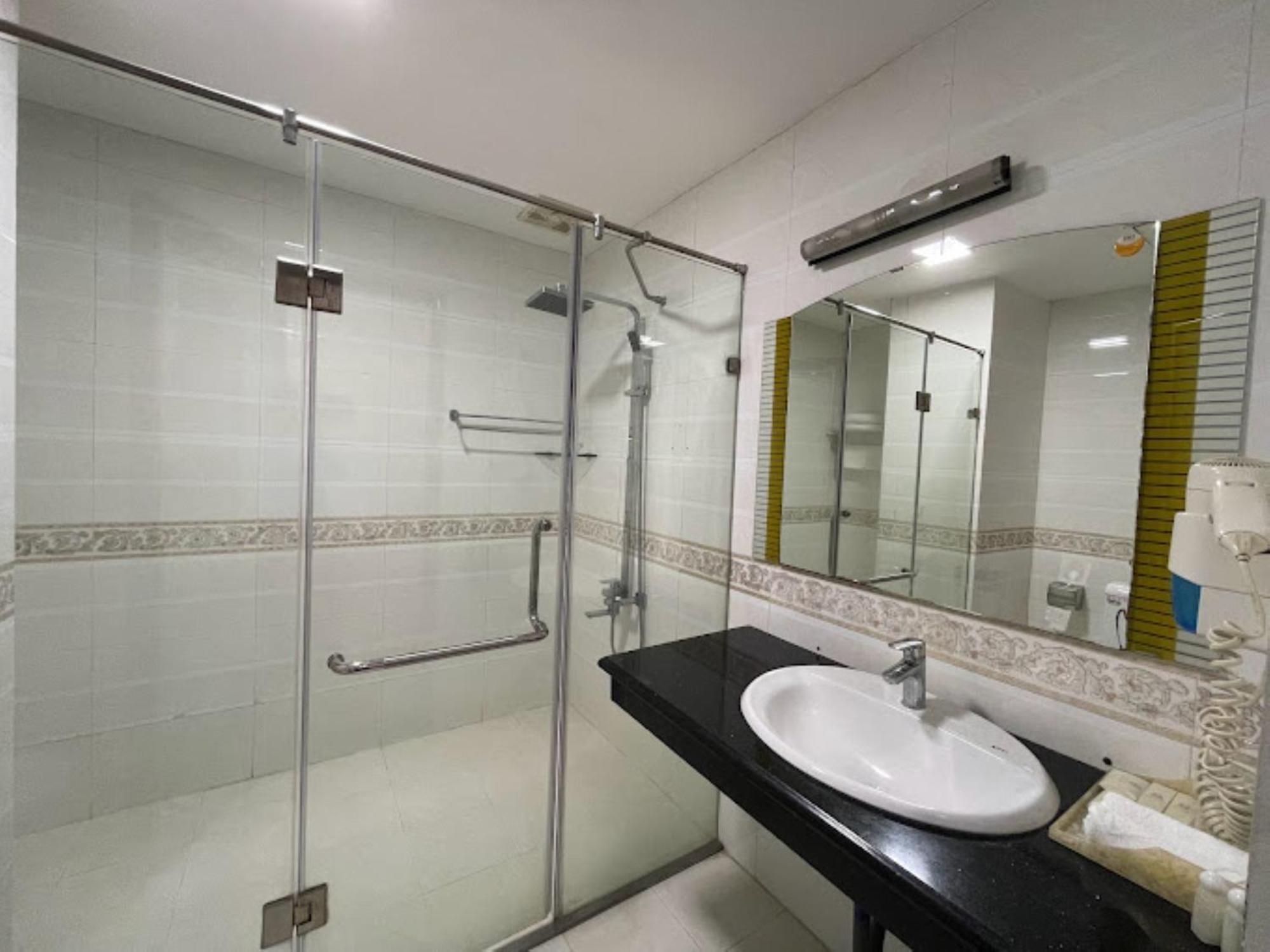 Hoa Viet Hotel 高平 外观 照片